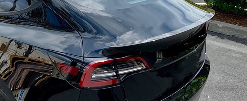 carbon fiber spoiler